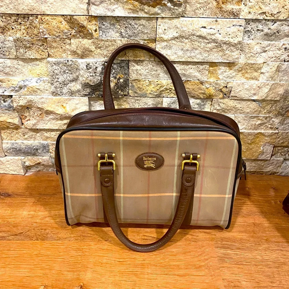 RARE!! Burberrys handbag